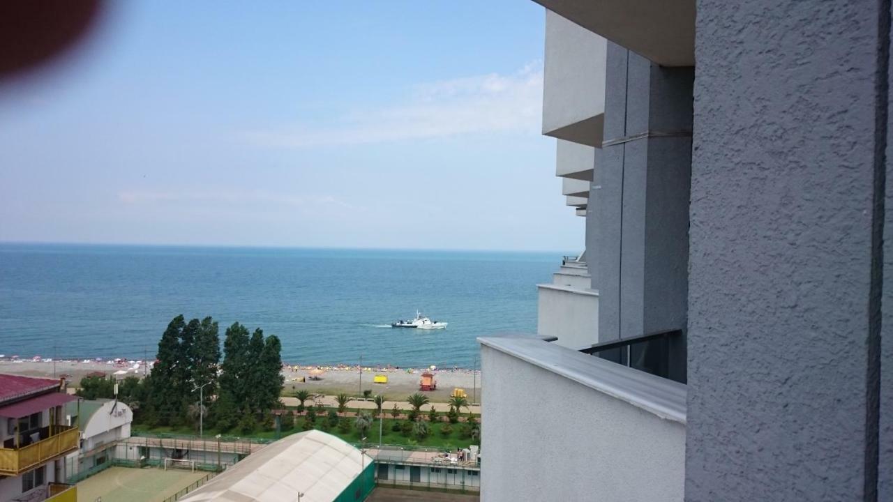 Apartments In Batumi With Sea View Exterior photo